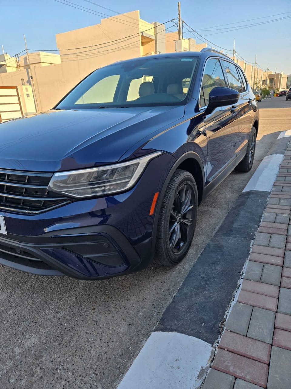 ‏سلام عليكم
فولكس فاكن تيكوان (تيجوان) 2022 رقم بغداد باسمي 
رايده ب 155 ⚠️ماكو هيج سعر 
2000تيربو 🛩️✈️
تو ويل (درايم شفت )مو فور ويل 
7راكب 
مواصفاته se 
بصمه 
جلد 
تدفئه كشنات 
كشن كهربائي 
شاشه و التحكم لمس (بيانو)
كامره 
حساسات 
تحديد مسار 
داخل بيجي 
السياره قطعتين جاملغ و قبق جنطه و ناشر حادثه
***********
