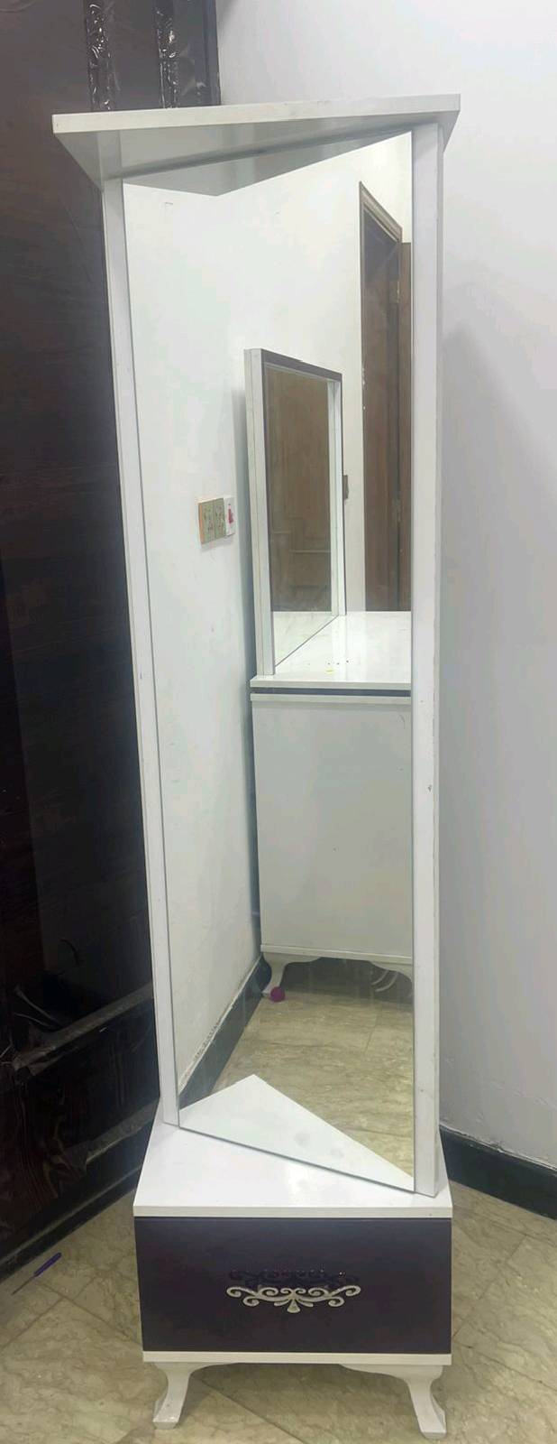 السلام عليكم غرفة نوم تركي أمل مخزن 7 قطع نضيفه وثكيله من هاي التكمة مو التركي الخفيف الي هسه دينباع مابيها أي ضرر رايدها #ب300 ألف مكاني بغداد علي الصالح مقابيل طوبجي #توصيل #ماعندي للأستفسار متواجد ع فيس أو الإتصال
*********** رقمي الاسيا يوجد واتساب 
*********** رقمي الأثير يوجد واتساب
