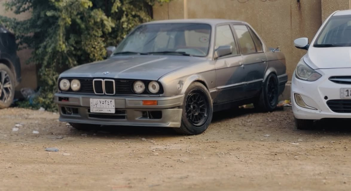 سلام عليكم شباب للبيع E30(زعره) رقم بغداد نكليزي شرط التحويل ثاني يوم مكينه 25 مسكر عدله كير عادي جاترك نمره طويله كير مكينه مكفولات كهربائيات شغاله جام كهرباء دوس معمره بلجديد تخم بلكات جديد مجاول جديده ضفيره مشتغله من صفر سياره بيه نواقص كماليات اغلبهن لا اكثر نصبته وعظمه كلش حلو وجانت نيتي اعمرها من صفر بس ضروف ماخلتني مكانها بابل مركز مدينه سعره ٣٥ رقمي ***********
