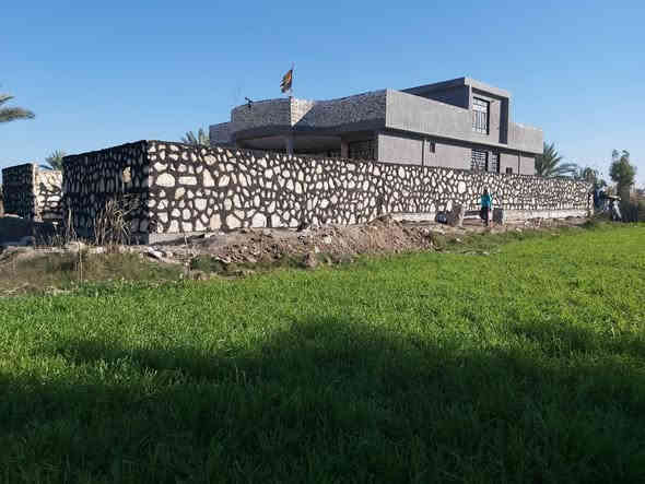 بناء حجر كرستة وعمل في كافت المحافظات ***********
