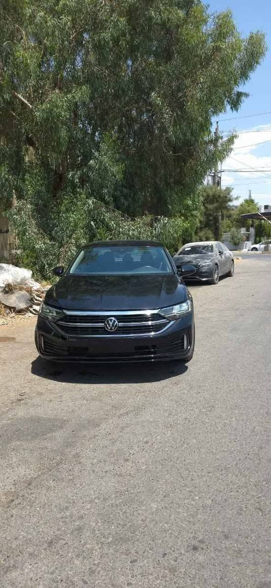 بسم لله الرحمن الرحيم 
جيتا للبيع فقط 
مواصفات se
فول معدا بانوراما 
لون اسود 
ماشي 28 الف ميل 
رقم كاتي تترقم شيمال 
صبغ ربع بوند 
ارباك استيرن مع دشبول سستم 
بدون شاصي 
سعر 140 ورقه  بي مجال 
عنوان أربيل 
موبايل *********** واتساب 

سلاو...
جيتا ٢٠٢٤ بو فروشتن مواصفات س ي
جاريك بونت سبغ  دبل ارباك  
بي شاصي 
سعر ١٤٠ ورقه  و مجال 
رقم كاتي
ره نك ره ش أربيل, العراق
