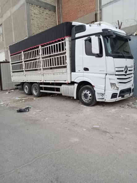 السلام عليكم بدي للبيع مال وحش المكان بغداد جميلة ***********
