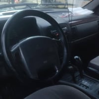 كراند شيروكي • ٢٠٠٠ • ٦ سلندر