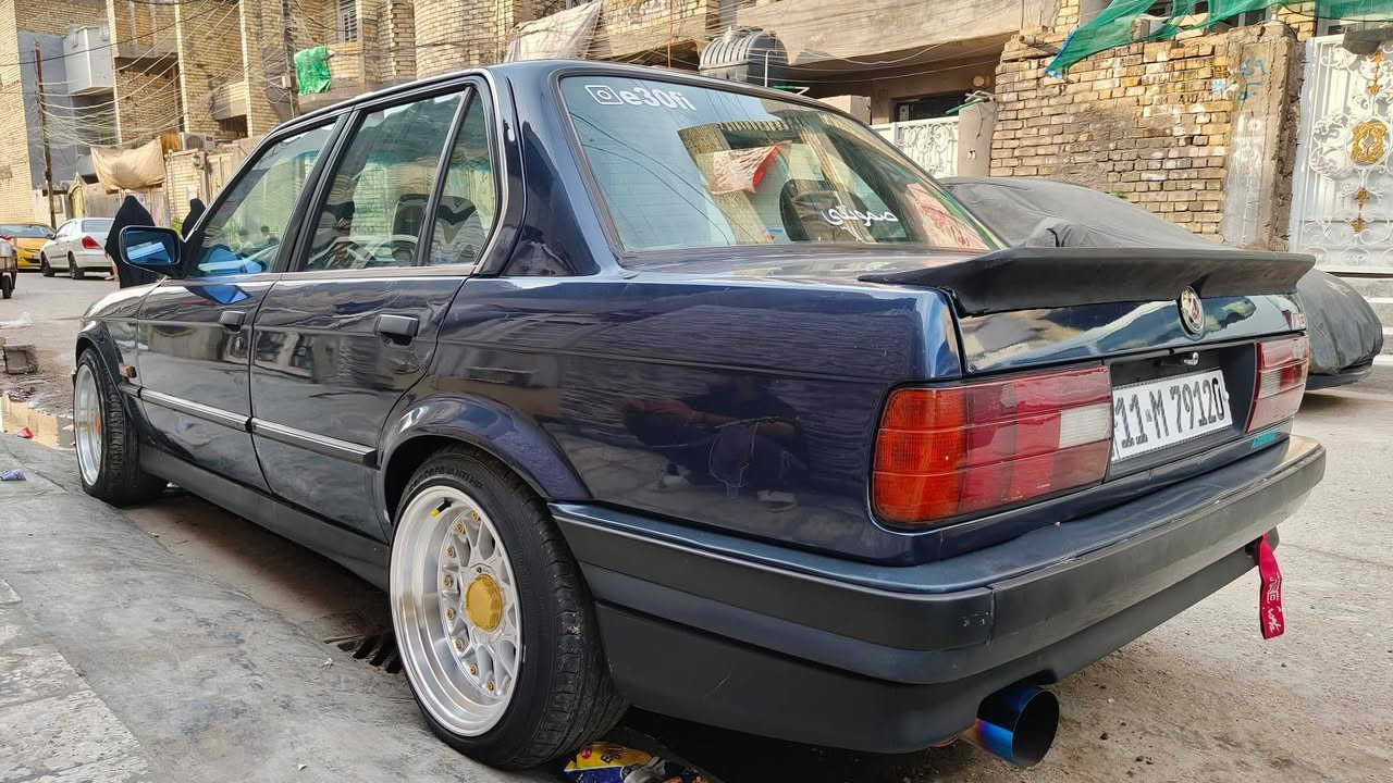 السلام عليكم تخم ويل bbs حديث 16 تو سايز 4 استد اخو جديد مع تخم تايرات جدد كلش للبيع مكاني بغداد البلديات ***********
