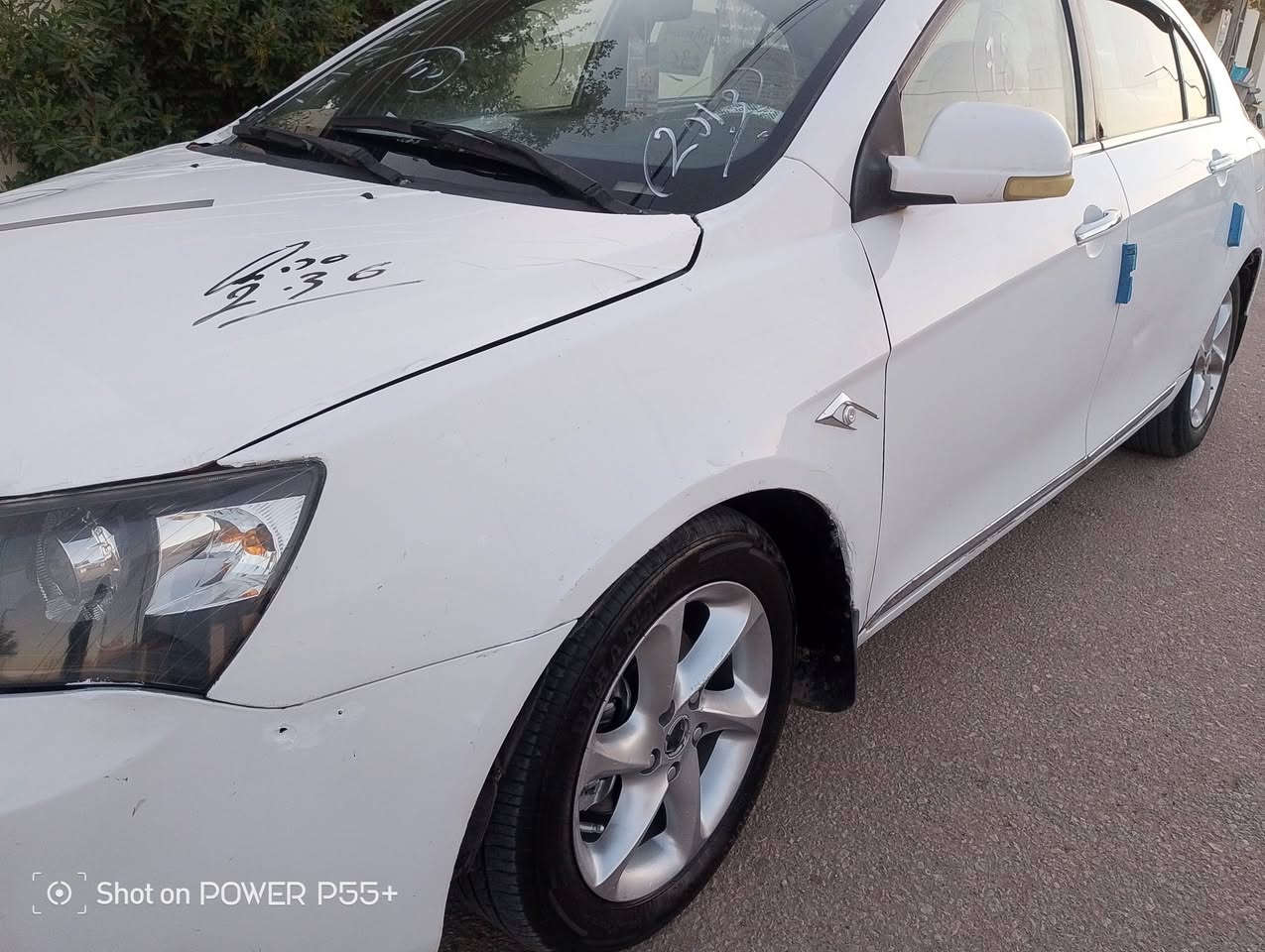 للبيع امكراند مديل 13رقم نسان رقم ألماني سنويه 28محرك بلادي محرك وكير مكفول تبريد شغال حداديه جديده  بيها رشات صبغ  السعر 40بيها مجال العنوان النجف الاشرف ***********
