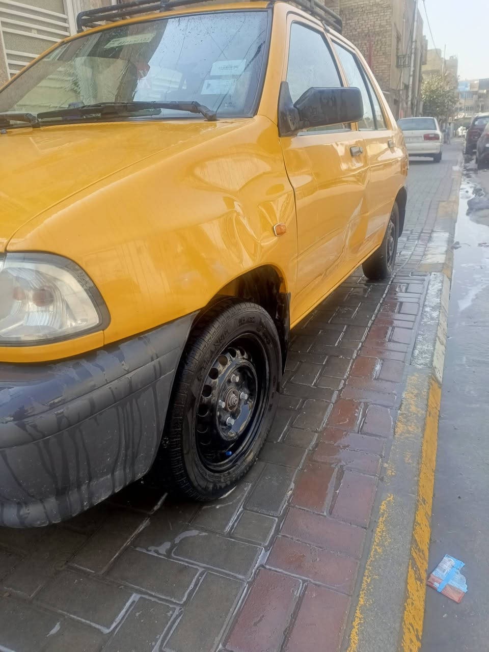 سلام عليكم سايبا موديل ٢١ سياره جديده مكفوله من الصبغ فقط طخه بجاملغ بسيطه باسمي رقم بغداد مكان السياره بغداد ممتواجد علفيس ***********
