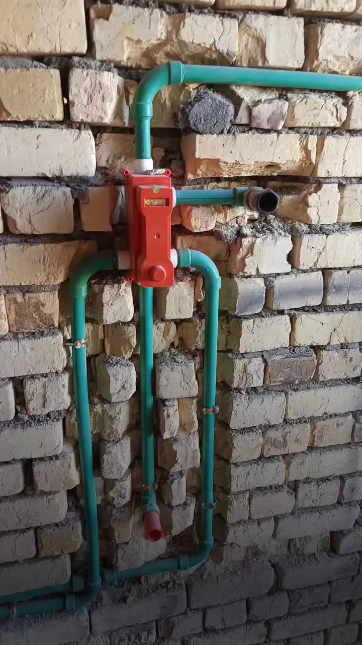 تاسيس بيت كامل ماء ومجاري 
واتساب واتصال 
***********
