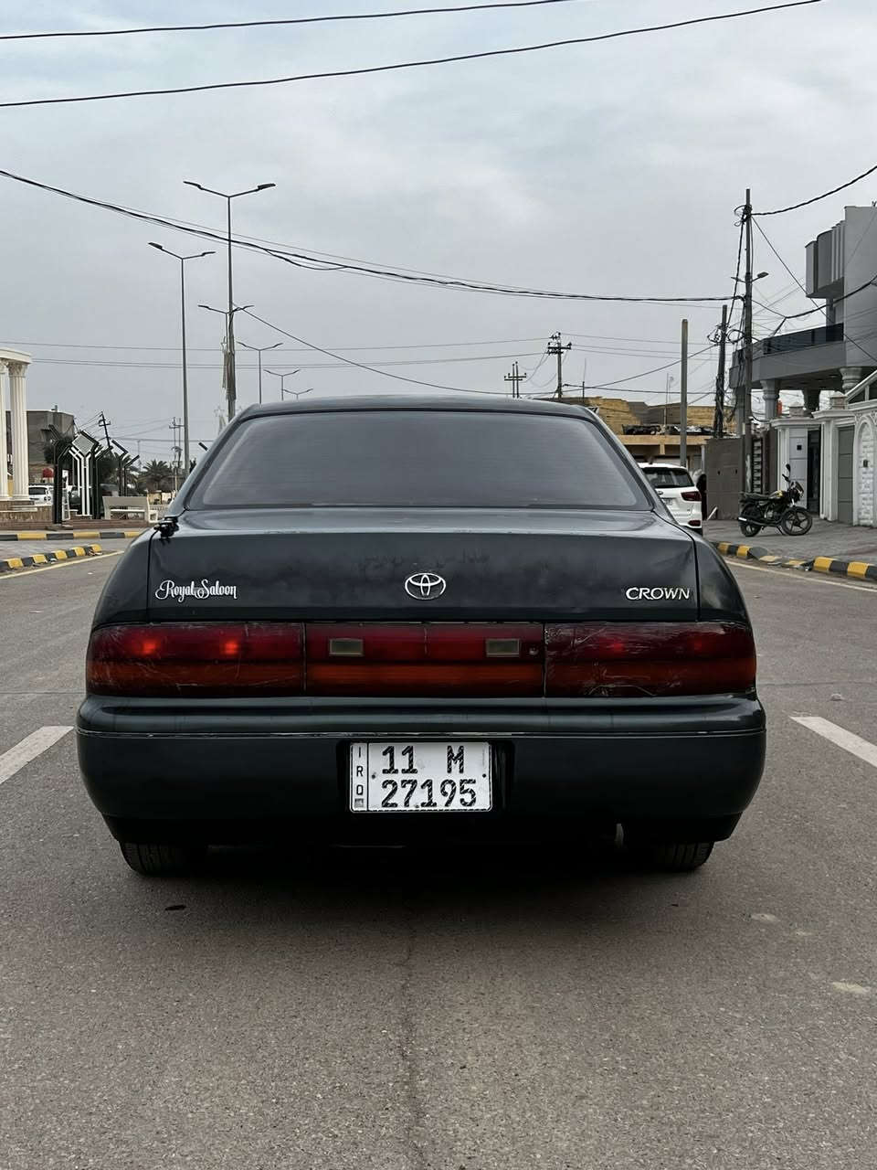 السلام عليكم اخوان 
تيوتا كراون موديل (1991) 
رقم بغداد انكليزي (باسمي) سنويه جديده تحويل مباشر ثاني يوم مكفوله من الكص والنقل جثه والكلبه والعيب الشرعي والضربه السياره بلاديه بدون صبغ مكينه وكير مكفولات شرط تبريد ثلج ❄️ ويه سويج منضومه كامله جديده دواخل جدا نضيفه بطاين أبواب جدد كهربائيات كلهه شغاله حداديه امامي خلفي كله جديد تراي اسفنج 2025 تخم تاير وتخم ويل جدد  سياره جديده ومال بيت جني 
العنوان واسط 
السعر 52 وبيه مجال 
رقم الهاتف ***********

