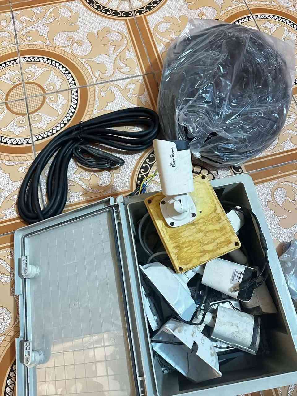 كامرات ٤ ب200 الف  وبيهن مجال
طويريج _ الجمعية قرب مدرسة لبنان


**إذا كنت صاحب هذا الإعلان وتريد حذفه لأي سبب، رجاءا أرسل رسالة إلى الدعم الفني**