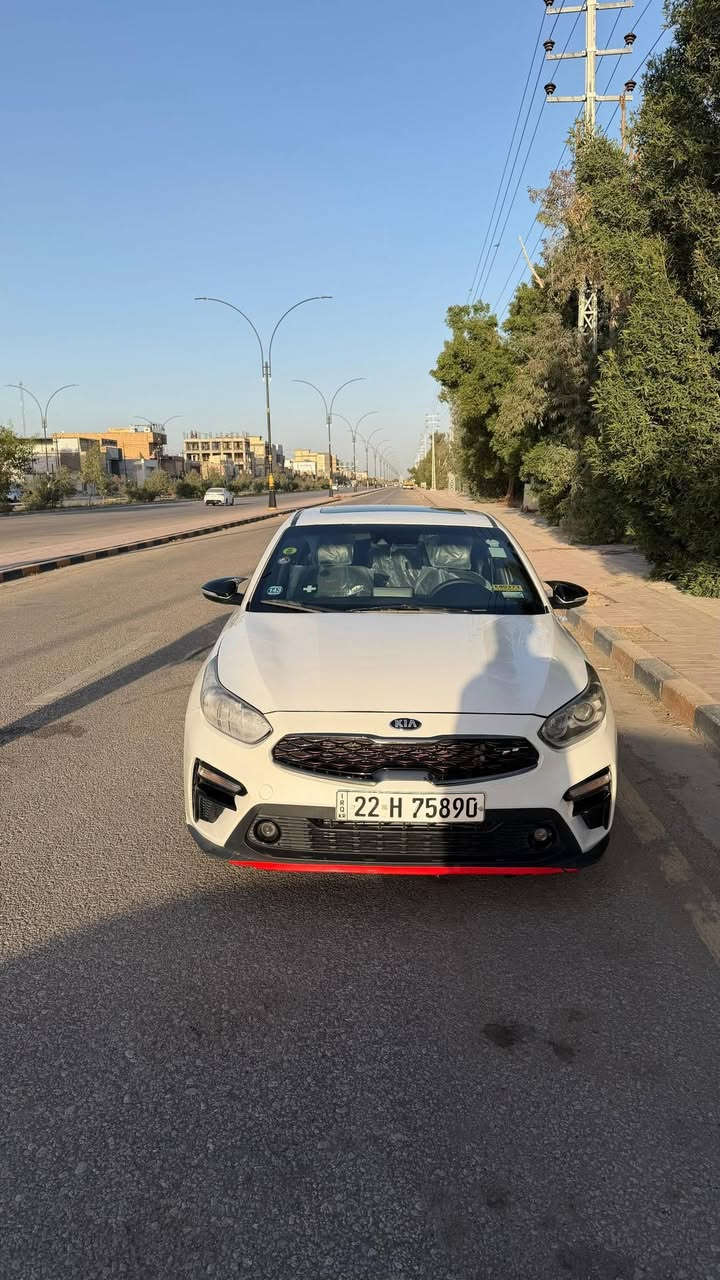 السلام عليكم 
للبيع كيا فورتي gtكير عادي 6نمر عدا البگ
مديل 2021
محرك 1600 تيربو 
فول الفول 
بصمه 
رادار 
قيادة ذاتية 
توقف ذاتي
تحديد مسار  
نقطه عمياء 
سلايد روف 
كامره دواره 
سستم صوت هارمن كاردن ودمام بلاد صوت كلش قوي 
ويل gt18
فول تحكم ستيرن 
ابل كار بلي اندرويد اوتو بلادي 
سياره جاهزه من كلشي وجديده 
رقم اربيل تحويل او وكاله 
حادث السيارة تبديل جاملاغات اماميه اثر تخريب بدون حادث وبيعا بارد قليل 
السعر 118 وبيها مجال 
مكان السيارة النجف الاشرف
***********
