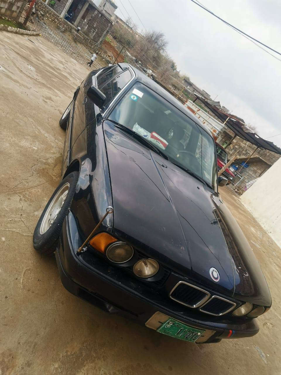 #سلام_عليكم
#للبيع
بي ام525🧿
موديل1993
محرك كبس دجتل
كير وتماتيك 
محرك وكير شرط
تبريد❄ شغال 
هزه داخله كامله
سعرها47قفل🔒

رقم ***********📱
