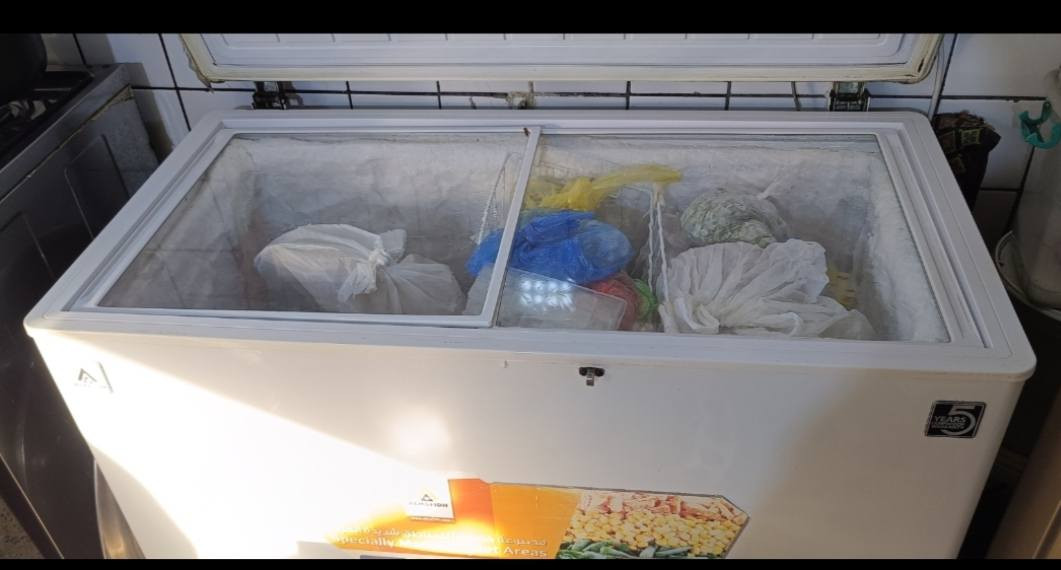 مجمده الحافظ نضيفه
بدون تصليح 
السعر 175 وبي مجال 
عنوان جميلة


**إذا كنت صاحب هذا الإعلان وتريد حذفه لأي سبب، رجاءا أرسل رسالة إلى الدعم الفني**