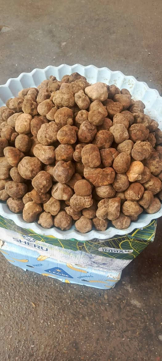 يتوفر كما
زبيدي + حرك 
أبيض + أحمر 
كلو خشن جمه رقم 1 
العنوان صلاح الدين تكريت 
شارع الأربعين قرب جامع صدام 
للاستفسار اتصل 🗣📲📞 
***********
***********وات ساب 
يوجد خدمه توصيل 📮
