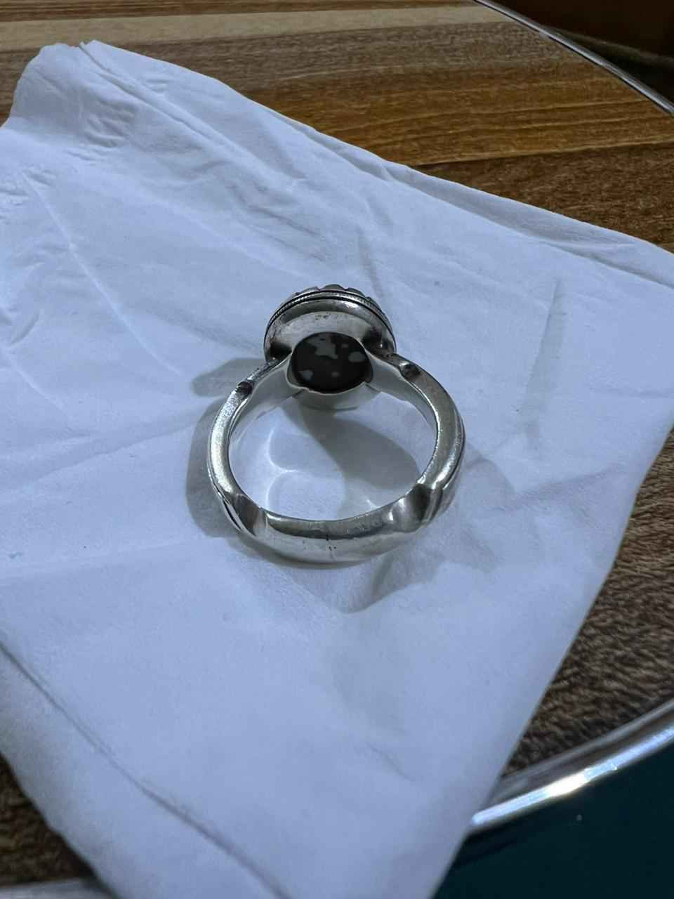 خاتم جزع يماني طبيعي ذمه خامه نوادر جامده عين حمره فضه ثقيله صياغه يدويه السعر 100 الف مع التوصيل البصرة, العراق


**إذا كنت صاحب هذا الإعلان وتريد حذفه لأي سبب، رجاءا أرسل رسالة إلى الدعم الفني**