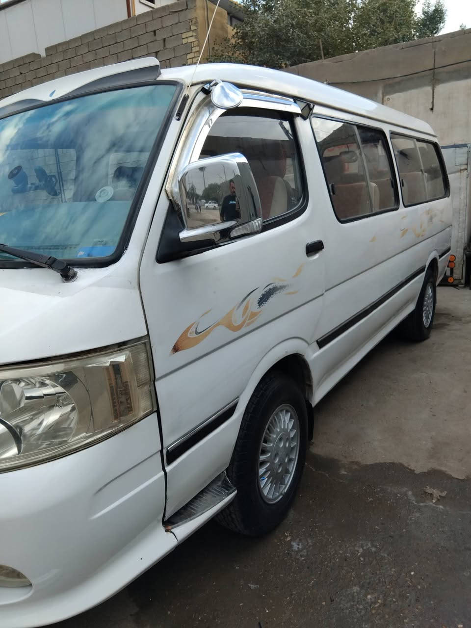 سلام عليكم فتون مديل ٩رقم ابغداد نكليزي سنويه ٣٠مكينه و كير وكسل خير من الله سعر ٥٨بيه مجال سيارة حلوه العنوان بغداد مصفرة من كلشي رقم الهاتف ***********
