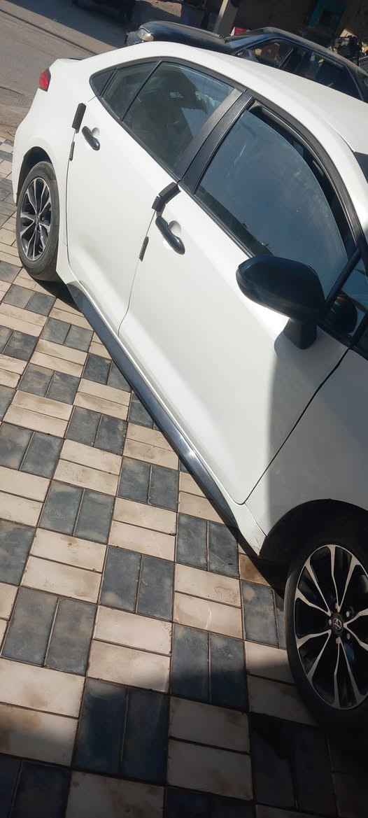 للبيع كورلا SE  موديل 2020 ماشية 30 معوقين رقم بغداد مشروع وطني حادثة تعديل بنيد فقط مكان السيارة واسط الزبيدية اني مكلف بلنشر الرقم صاحب السيارة ***********
