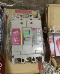 قاطع دورة 100 امبير • گوري اصلي • ثلاث خطوط