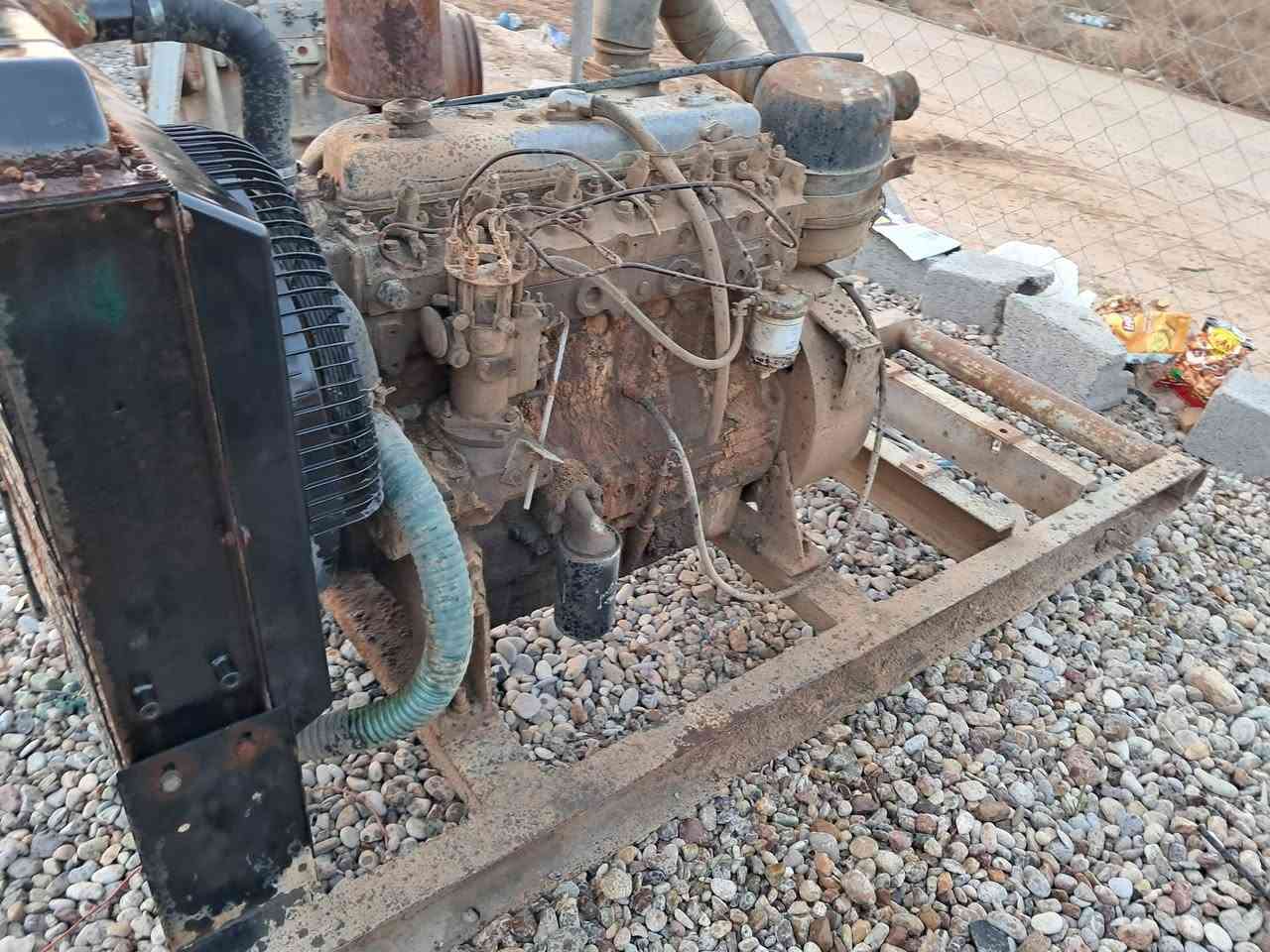 محرك بيركنز انكليزي ٦سلندر متروك العنوان ديالى ***********
