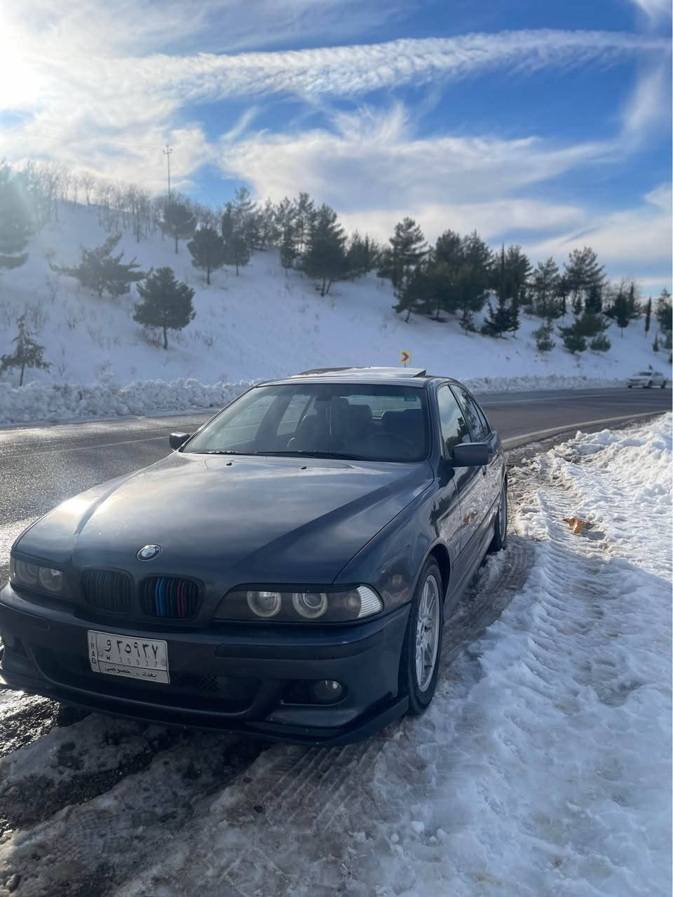 🔥 للبيع – BMW 535i موديل 1998 🔥

عشّاق الفخامة والأداء… فرصة مميزة لامتلاك بي إم دبليو أصلية من الجيل الذهبي E39.

▪️ المحرك: V8 سعة 4.4  قوي وناعم▪️ ناقل حركة: أوتوماتيك تبترونك (عادي / سبورت)▪️ دعامات M رياضية تعطي شكل وهيبة▪️ مقاعد جلد أصلية فخمة▪️ سقف كنتارا راقي▪️ كامرة خلفية▪️ جامات كهرباء▪️ نظام ABS▪️ ويل m طخم تاير جديد لوك رياضي قياس 17▪️ كزوز رياضي تحكم صوت مميز 🔥▪️منظومه نار كزوز
كوبون بانزين 
✔ السيارة نظيفة ✔ بدون صبغ
رقم بغداد بسمي مشروع وطني مكاني موصل 
سعر 115ورقه 
موبايل ***********
موبايل *********** موصل, نينوى
