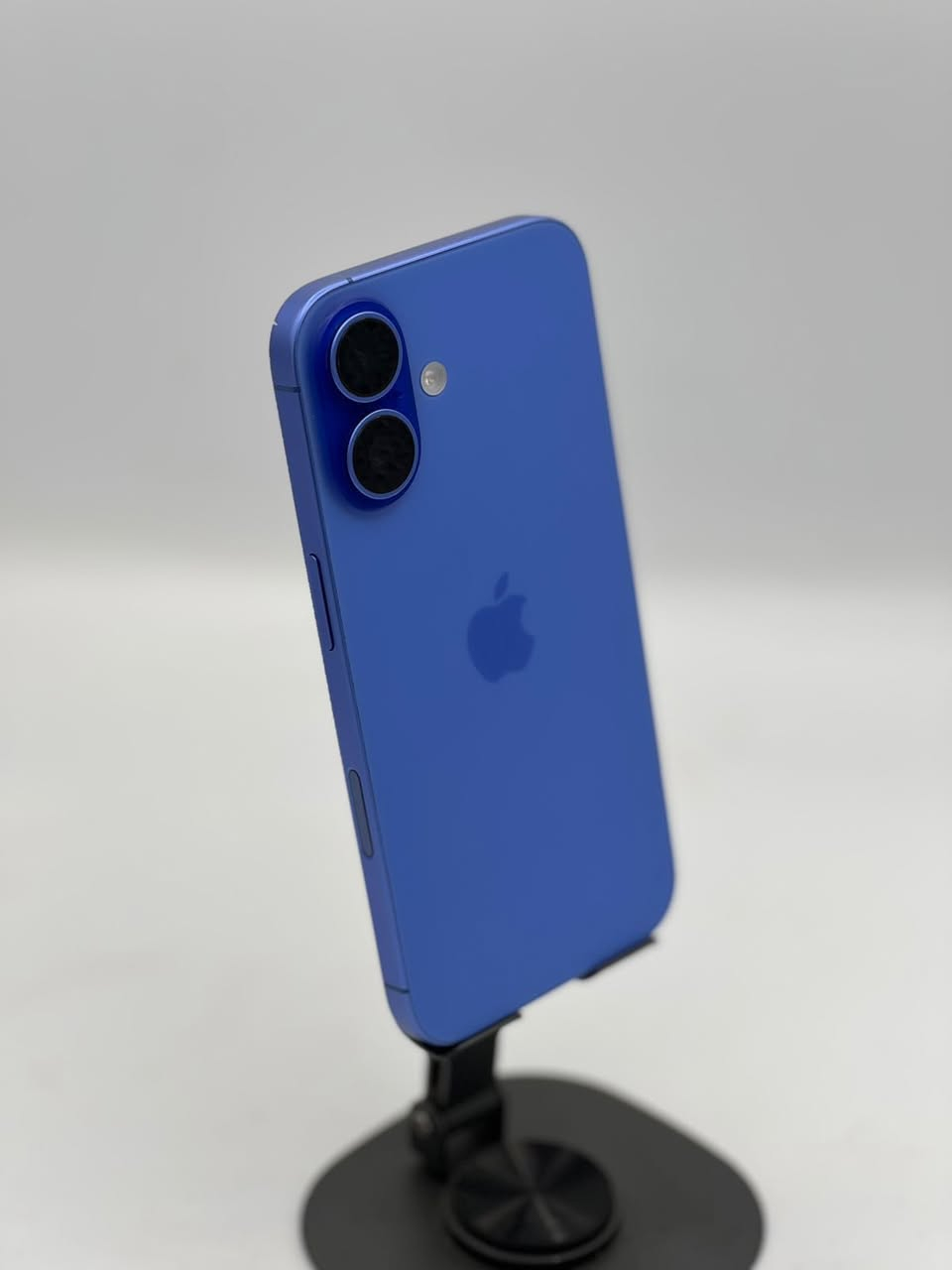 ايفون 16 عادي – 128 جيجا
🔵 أزرق سماوي
🔋 البطارية 100%
نسخة عربي - شرق اوسط
الجهاز نظيف جداً، استخدام خفيف
بيه سكراش بسيط بالشاصي ما يأثر على الأداء
كلشي أصلي وما بي أي قطعة مبدلة

🎁 وياه كفر ماك سيف أصلي
💰 السعر 975 ألف وبيه مجال بسيط
📍بغداد - الكاظمية
للتواصل على الخاص او على الرقم أدناه:
0773 435 9957
