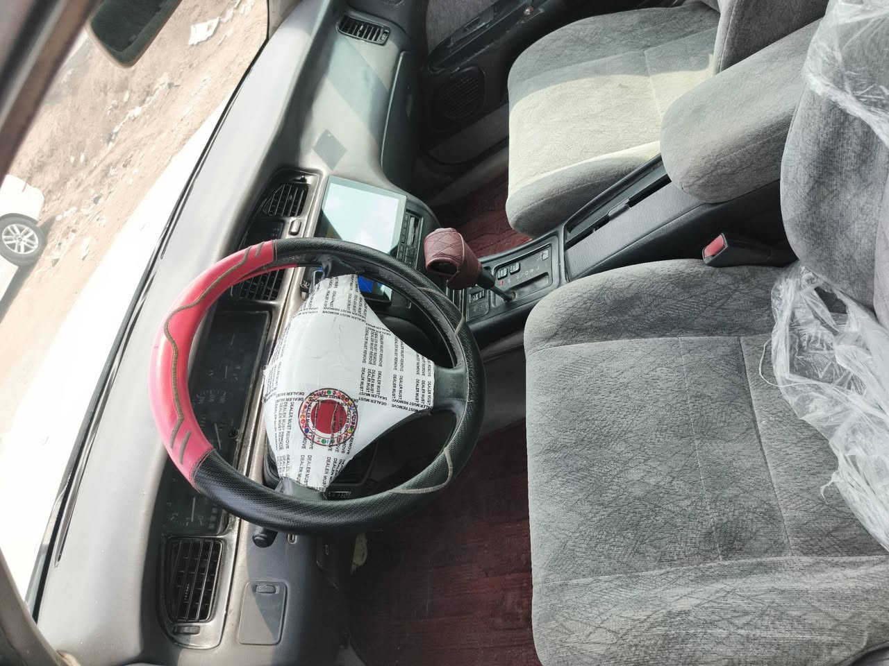 السلام عليكم 
سياره بطه منفصل موديل 95
سياره مصبوغه حزام ابيعك الباقي كفاله ضربه وطخه وخياس تبريد شغال ثلج مكينه vvtسستم سماعات مال جنون توني شادهن وشاشه بلاتوث غرفه جديده سياره جهازه وخير من الله 
السعر 62وبيه مجال بسيط كلش 
***********
