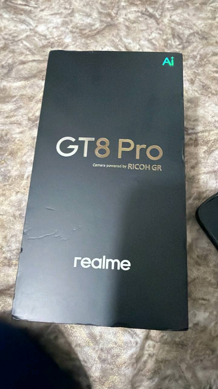 ريلمي realme gt 8 pro  نسخة عالمية ذاكرة 512 رام 16 استخدام 3 اسابيع فقط اخو الجديد شرط ملحقاته ممستخدمه السعر مليون و150 او مراوس اس 25 الترا او ون بلس 15 ماعندي توصيل عنواني بغداد اي استفسار عالرقم ***********