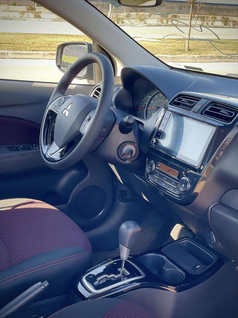 سلام عليكم
🚗 ميتسوبيشي ميراج 2024 – دخول جديد 🚗
Black Edition 🔥 | سقف أسود بلادي 🔥

✨ سيارة كلش نظيفة، كلش اقتصادية، وشكلها رياضي ✨

📍 المحافظة: دهوك

🔹 ماشية: 35 الف
🔹 مواصفات بلاك إديشن
🔹 رادار
🔹 تحكم ستيرن
🔹 شاشة كبيرة
🔹 كاميرا
🔹 جام كهربائي
🔹 سقف أسود بلادي (أصلي)

🛠️ الحالة:
▪️ باب واحد مبدل شركة
▪️ شوية جملاغ صبغ فقط
▪️ كل الإيرباكات سليمة 💯✅
▪️ بجم وخلف كبس
▪️ گير + محرك + كهربائيات مكفولة (كبس بلادي) ✅

📄 ما بيها أي دينار مصرف – فحص كامل من كل النواحي

🔢 رقم الشاصي:
‏ML32AWHJ5RH006495

💰 السعر: 96 ورقة دولار 💵 (قابل للمجال للجادين)
🚘 تترقم شمالي: 800 ألف دينار عراقي

▪️ كل أدوات الشركة الأصلية موجودة ✅

📞 للتواصل:
***********
***********
☎️ خط & واتساب متوفر ✅
