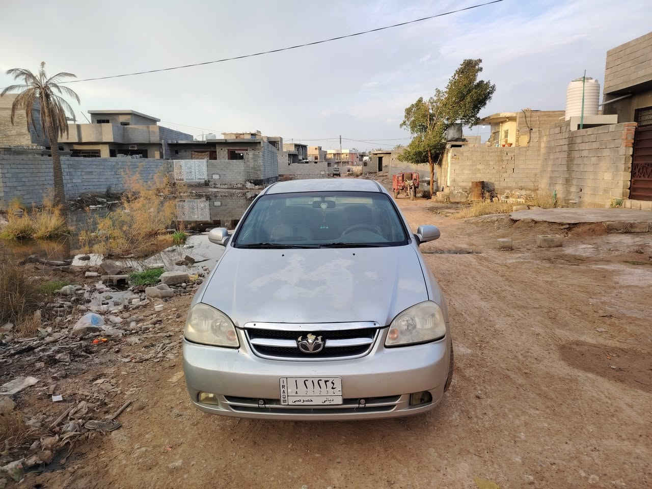 السلام عليكم عندي وبترة لاستي رقم ديالى شرط التحويل مكينه وكير وصدر جديد سياره جاهز خير من الله السعر 47 ويهه مجال مكان سياره بعقوبه وهذا رقمي ***********
