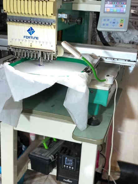 مكينة تطريز موديل 2014 للبيع 🤍
المكينه ماناقصها شي ونضيفه جدا وشغلها حلو وبسعر جدا مناسب 15 ورقه وبيها مجال لشراي مكاني مركز بابل رقم الهاتف // ***********
