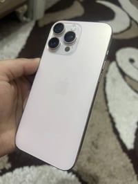 آيفون ١٦ برو ماكس • ٢٥٦ • مبدل شاشة