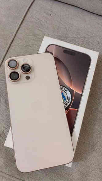 سلام عليكم ايفون 16 Pro Max للبيع فقط 
بطارية تقرة 91%
عدد الدورات 377
الجهاز لا مفتوح ولا بي عطل
فقط هاذه الخط الي بل شاشة
لمس يلمس فقط الخط
تريد تبدلة تريد تعوفة لان الجهاز مامفتوح بكيفك بعد
موضحلك بل فديو هم 
السعر 850 وبي مجال
مكاني العطفيه
تفاصيل اكثر اتصل 
***********
