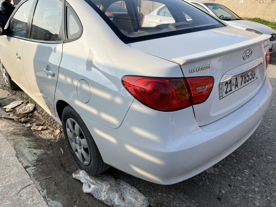 كلين بيها رصعات معدودات في السقف بدون حالوب بدون ضرر
2011 هزه سنويه جديد 
كفاله بدون نقص 
118 سعرها 
***********
