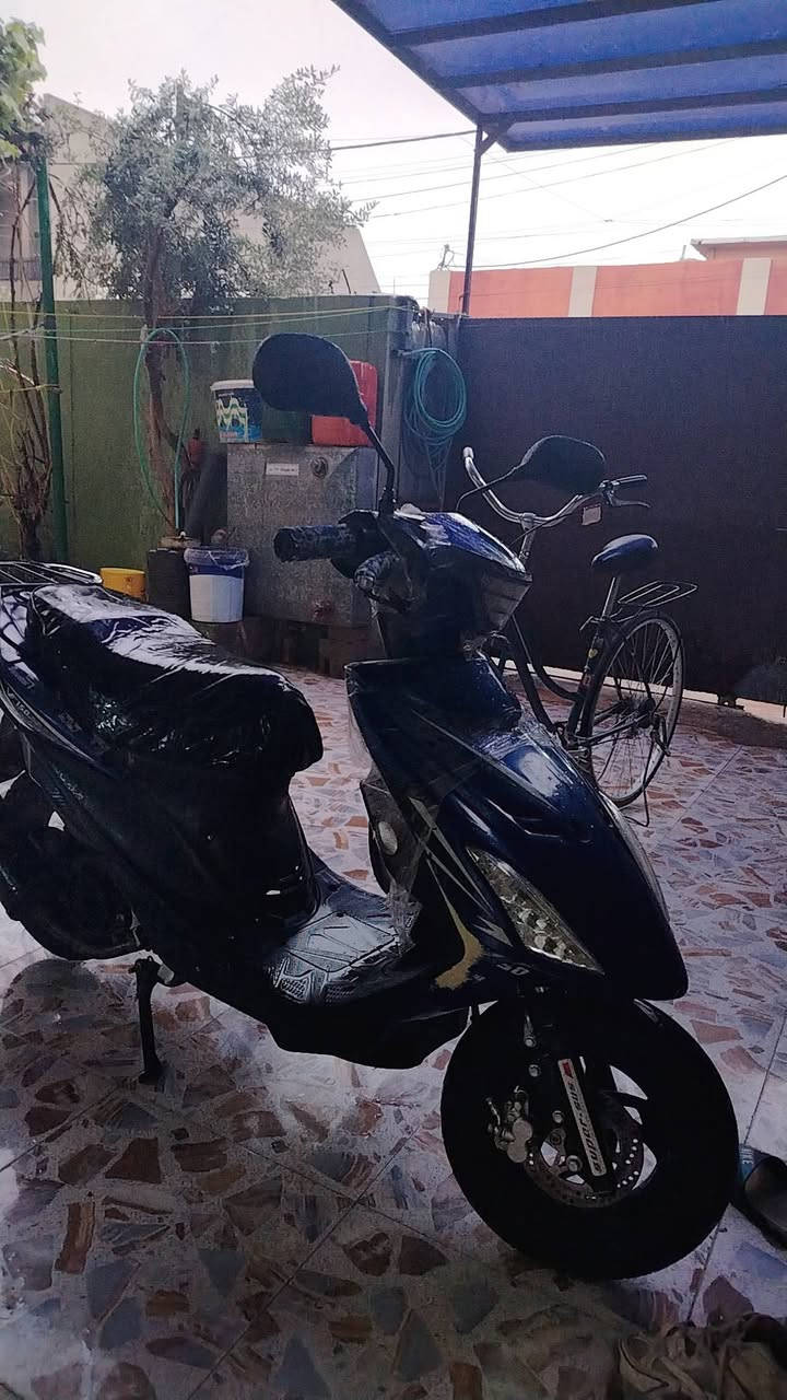 سلام عليكم
دراجة ماكس صيني 🇨🇳
مابي اي عيب كهربائيات شغال 1/1✌🏻

سرعة 120🌪
تشتغل نكرة سلف 
مكاني كركوك حي الاسرى والمفقودين 
السعر: 250بي مجال للطيبين 🌺🙃
رقمي؛ ***********
