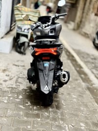 pcx 2020 الجيل الرابع بصمة لونها بحري طافي الدراجة نضيفة جدا  الدراجة ...