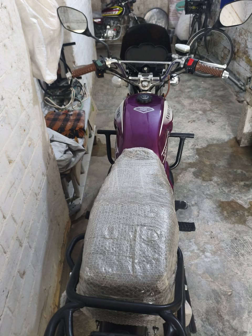 للبيع للبيع ماطور 2026 شركه جديد  محرك 200
السعر 950وبي مجال


**إذا كنت صاحب هذا الإعلان وتريد حذفه لأي سبب، رجاءا أرسل رسالة إلى الدعم الفني**