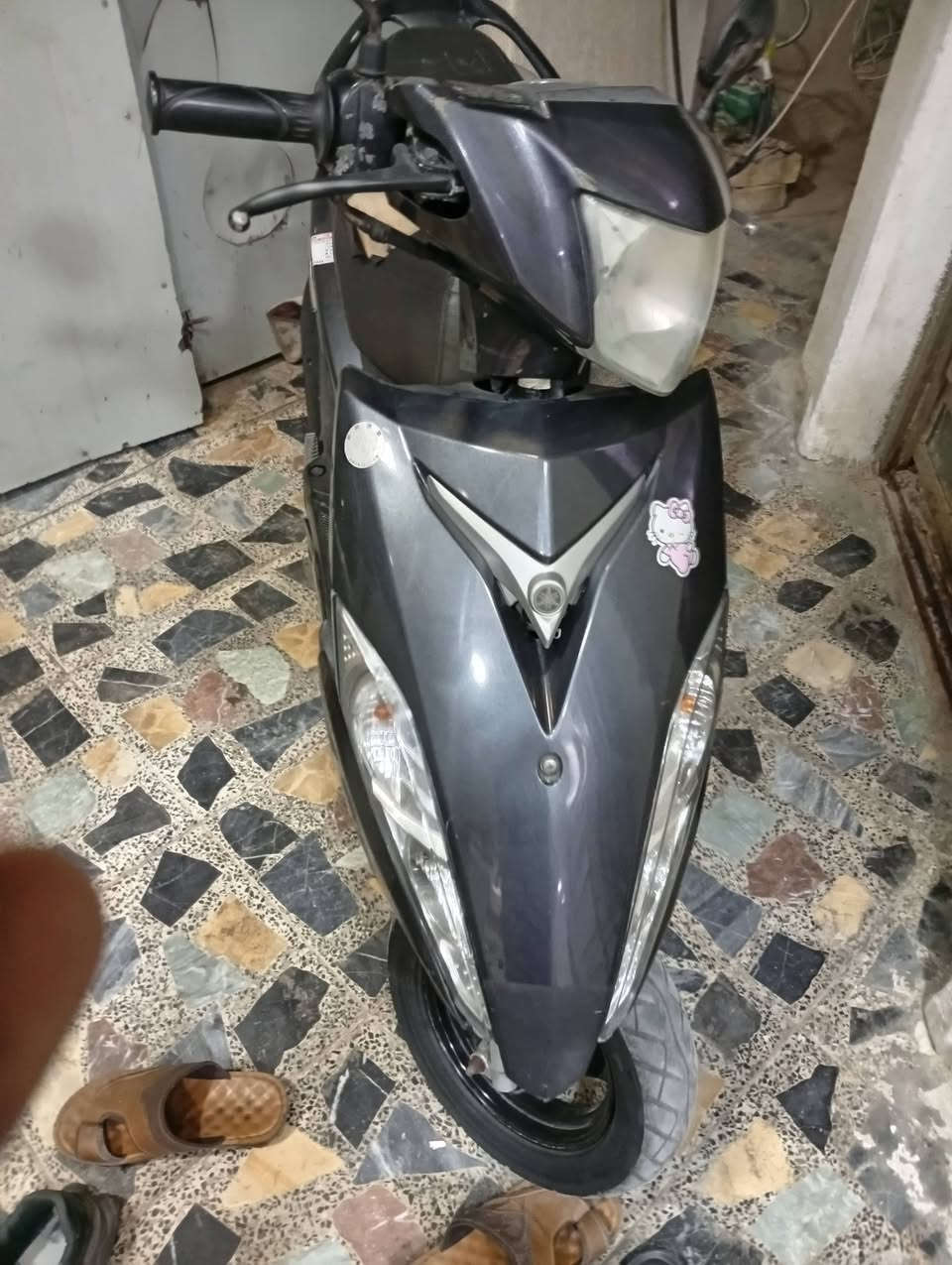 السلام عليكم دراجه مضلع حديث للبيع مكفوله كفاله عامه قبل سبوعين نازله من الرمبه السعر 900مكاني الحريه أو مراوس حسب القناعه رقمي ***********
