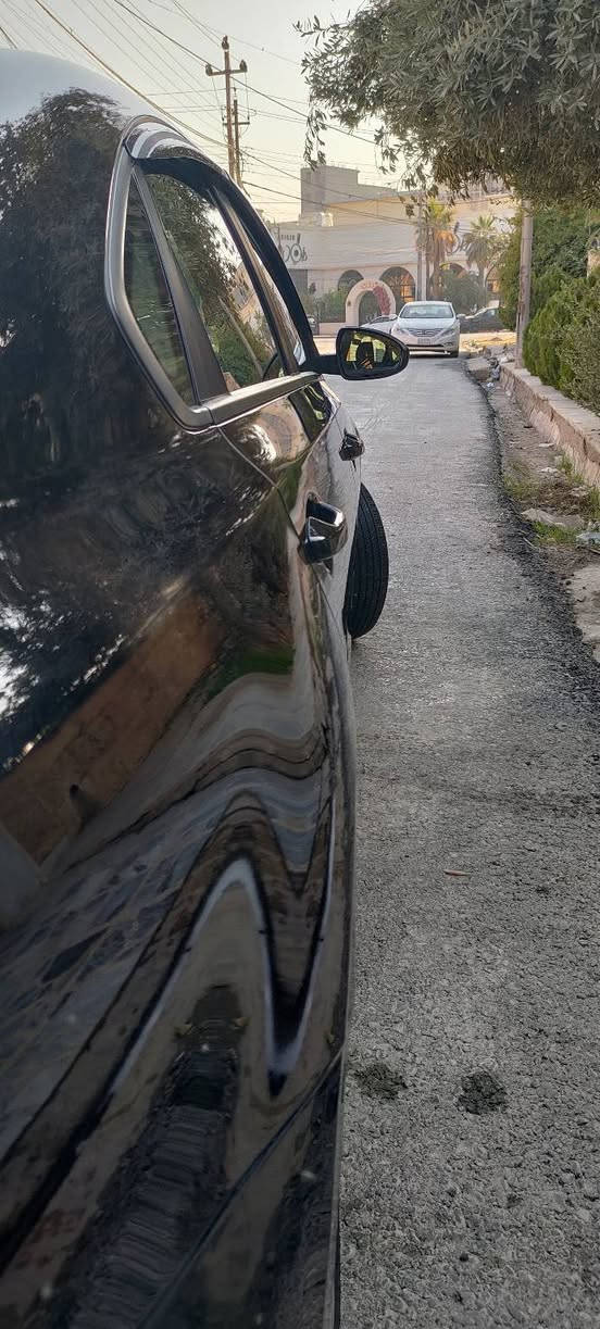 السلام عليكم 
Kia__Forte                                           كيا فورتي
موديل 2022
مواصفات الLXS كندي 
ماشيه 27 الف ميل
محرك 4 سلندر سعة 2000cc – DOHC
أنماط قيادة متعددة: Comfort – Smart – Sport
لايت امامي LED
هيترات كشن 
هيتر ستيرن 
شاشه 
تحكمات ستيرن 
تحديد مسار 
❌ضررها نص الجاملغ الخلفي وشبر ب صندوق صورة الضرر مرفقة بالمنشور
بدون دواخل بشرط 
ايربكات سليمه 100%
بجم كبسسسس 
موقع السياره : موصل _ الايسر
رقم الهاتف:
***********
***********
