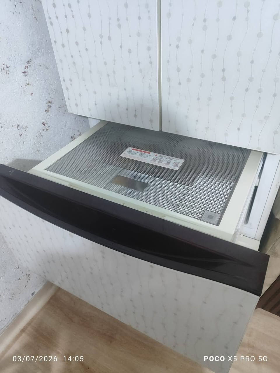 ثلاجه باله ال چي بخاخ حجم كلش جبير ونظيفه
للتواصل ***********
