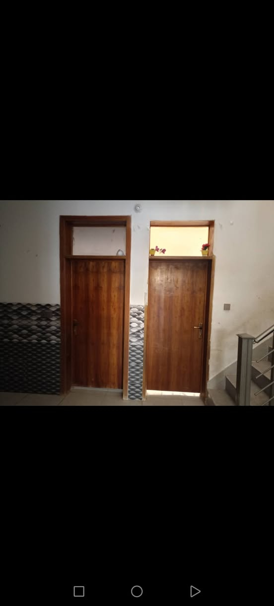 السلام عليكم
بيت 150 متر للايجار
ابو منيصير حي الرضوان
قريب جدا على السريع القديم
5غرف نوم
مدخلين
بناء حديث
للاستفسار التواصل مع ابو احمد
***********
