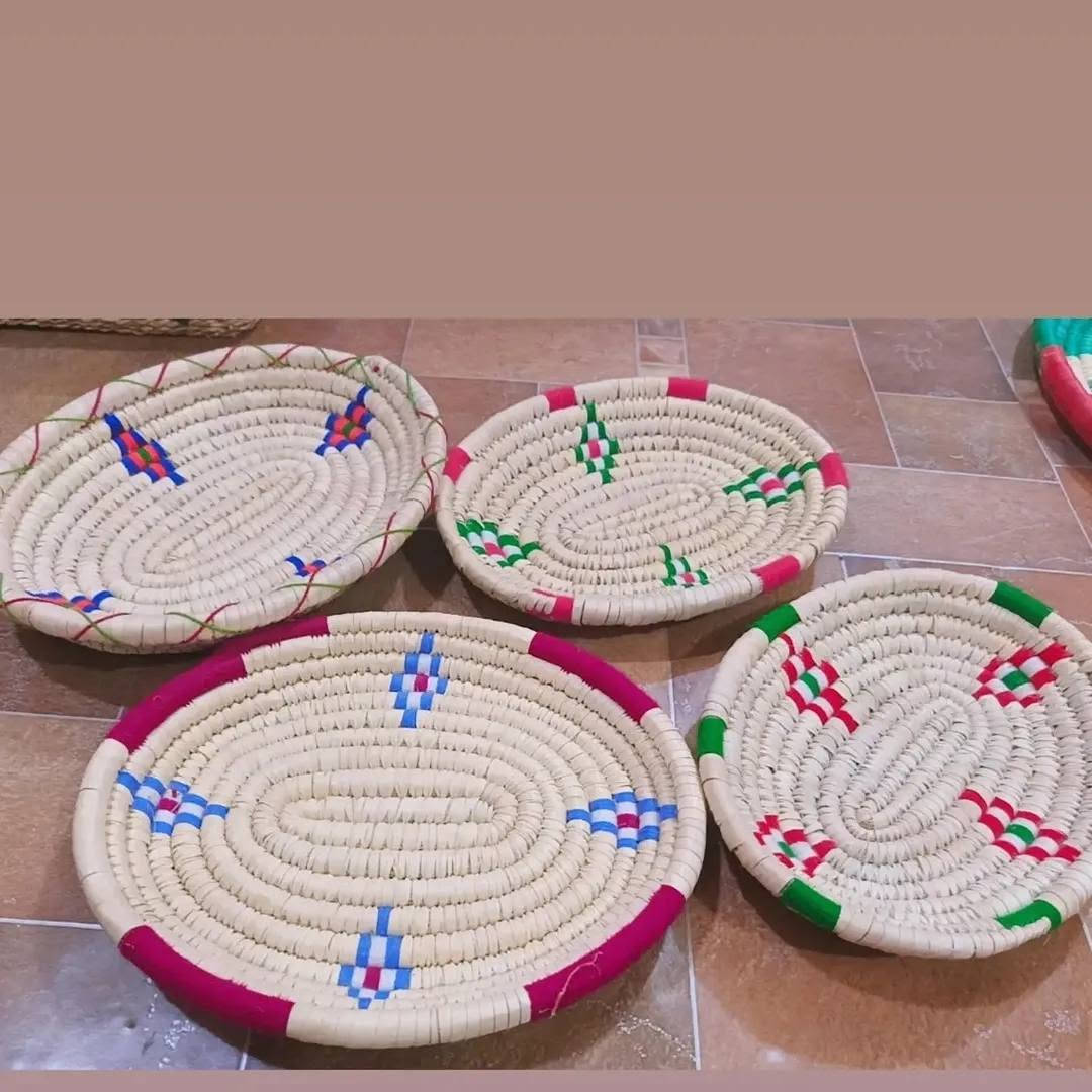 🌾 سلال ومشغولات تراثية يدوية الصنع 🌾
مجموعة جميلة من السلال والحافظات المصنوعة يدويًا من سعف النخيل الطبيعي، بتصاميم تراثية أنيقة وألوان مميزة تضفي لمسة عراقية أصيلة على المنزل. مناسبة لحفظ الأغراض الصغيرة، التقديم، الديكور، وتقديم الهدايا.

✨ صناعة يدوية متقنة
✨ خامات طبيعية صديقة للبيئة
✨ تصاميم وأحجام متنوعة
✨ مناسبة للديكور والاستخدام اليومي

📦 متوفرة بعدة أشكال وألوان
📩 للحجز والاستفسار يرجى التواصل على الخاص.

تراث أصيل... ولمسة جمال في كل بيت. 🌿💛


**إذا كنت صاحب هذا الإعلان وتريد حذفه لأي سبب، رجاءا أرسل رسالة إلى الدعم الفني**