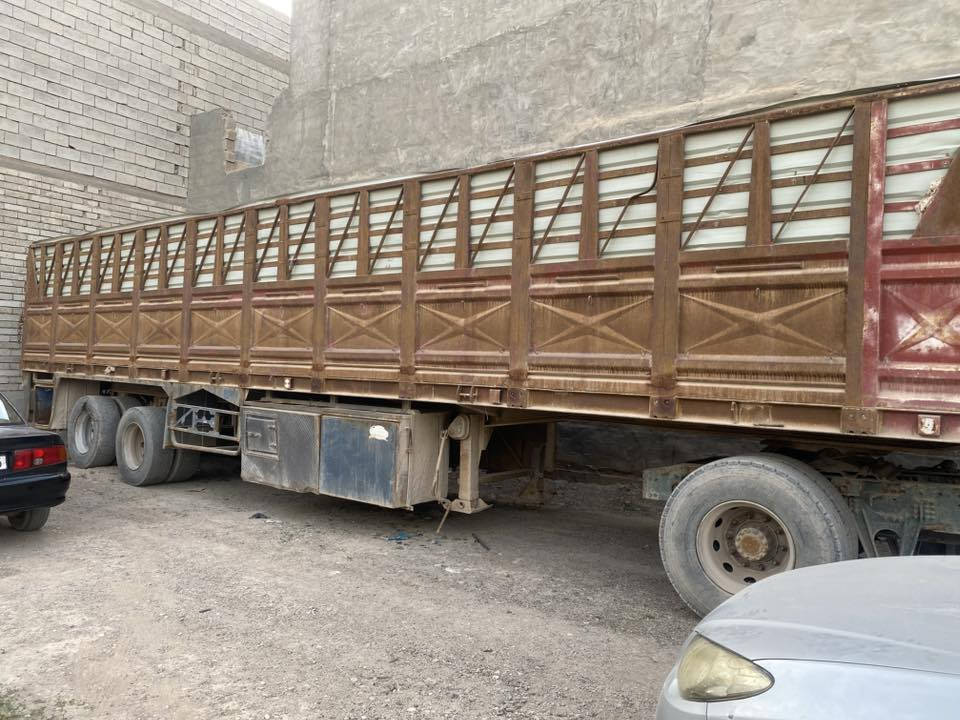 السلام عليكم
للبيع عربانه حداديه طول 12.30 وارتفاع 1.75  دناكير 14 الماني السعر 70 وبيه مجال ***********
