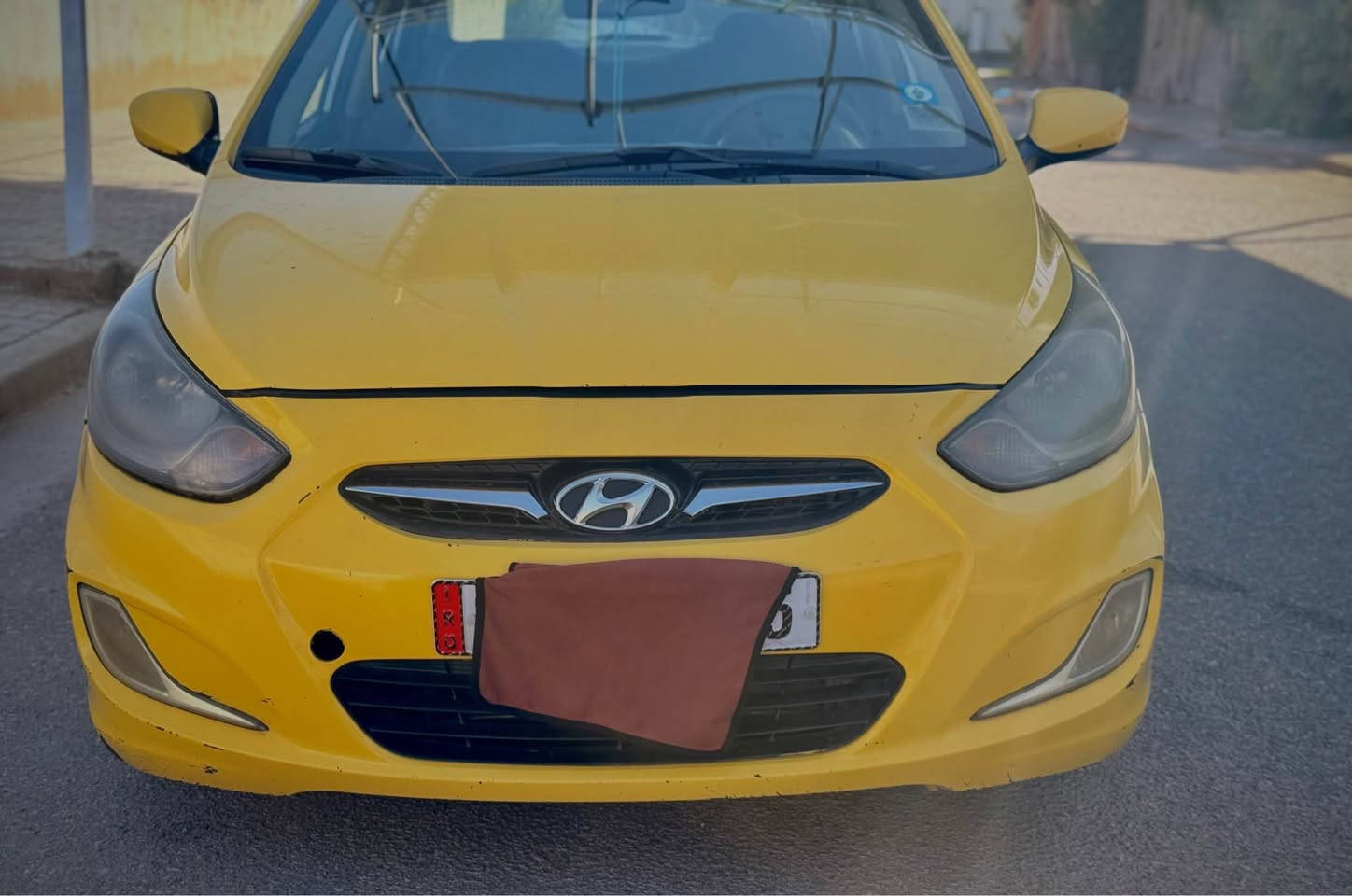 اكسنت موديل 2013 رقم نجف انكليزي بأسمنا كير محرك حدايدة تمام بيها طخة بالجاملغ الامامي بجهة السائق وتعديل بدور الجاملغ الخلفي موضحات بالصور تجي وأشوف وتقتنع وتدلل، مكان السيارة مركز النجف ( شرط المداور ) السعر اتصل أو راسلني *********** النجف, العراق
