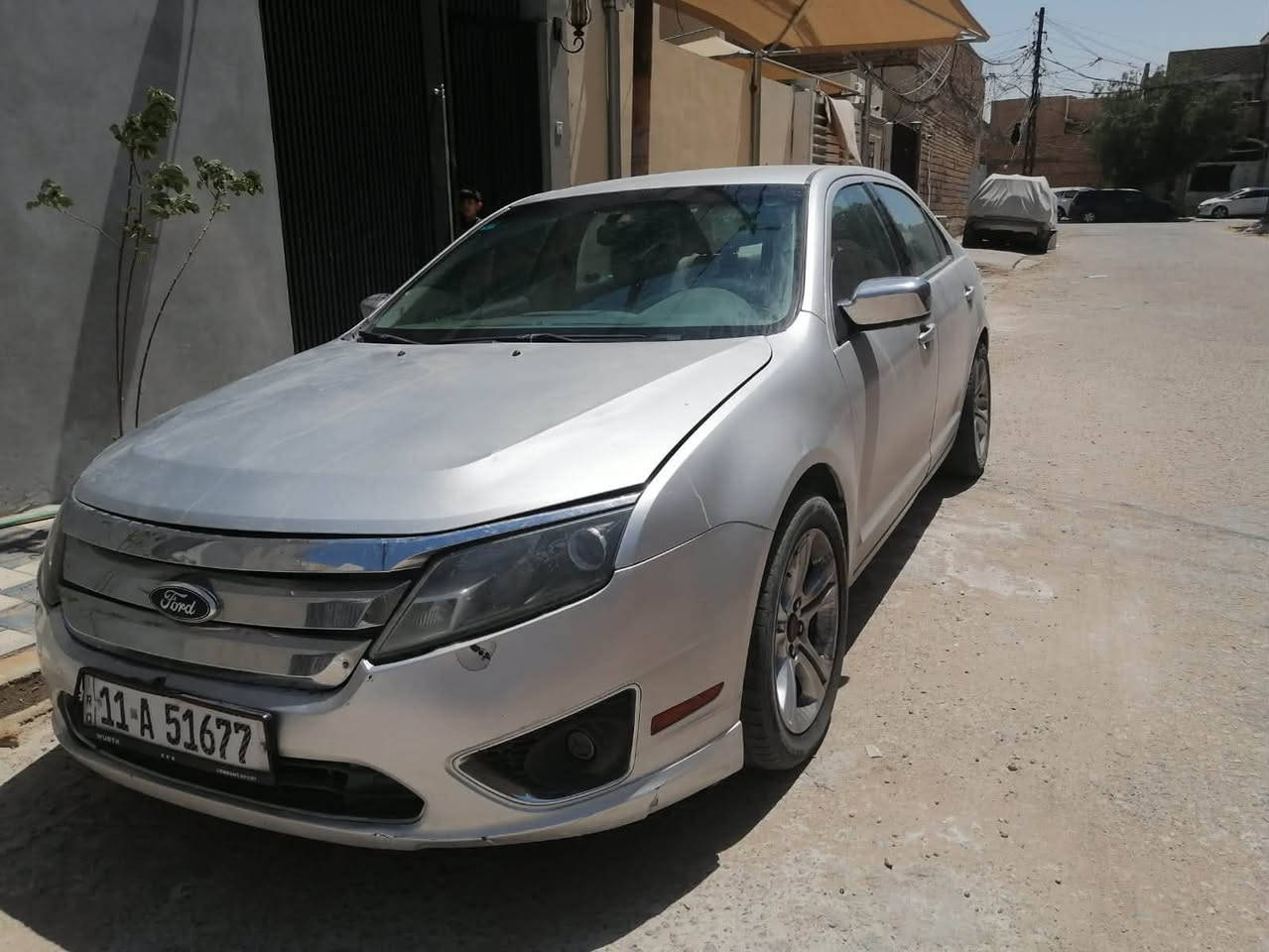فورد فيوجن ٢٠١١ رقم بغداد باسمي  محرك ٦ حادث جاملغ و باب بامريكا  رايده ب٦٠ و بيه محال تبريد شغال
***********
