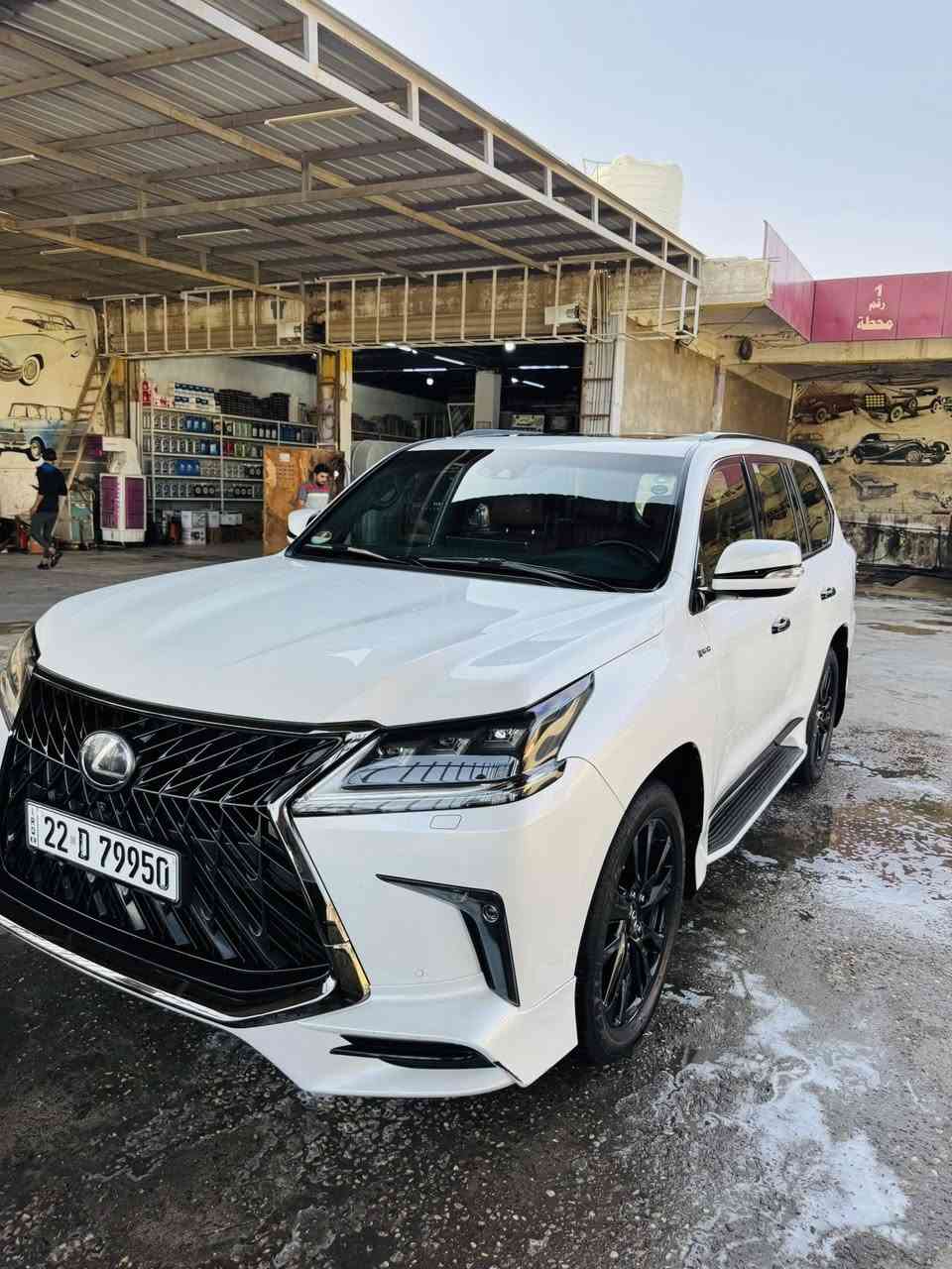 لكزس للبيع موديل 2019  كورو اصل بلاك ادشن اعلى فئه بل لكزس كفاله عامه ماشيه85 الف داخل احمر رقم اربيل تحويل مباشر السياره كلش حلوه بل واقص احلا من الصور السعر 810 قابل لتفاوض لل استفسار لاتصال على الرقم ***********
