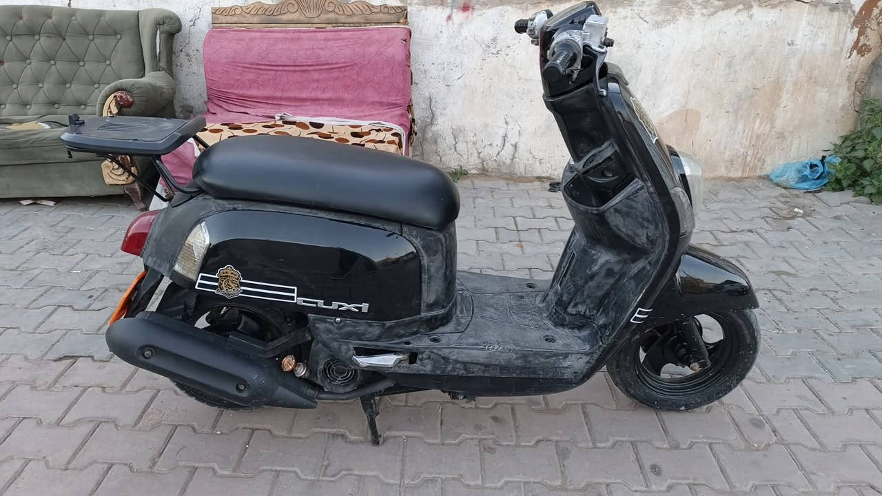 سلام عليكم بوليس 120كابريتر دراجه كلها شغاله كفرات مختم ختم واحد مكينه بلاديه شلعه ومعدل فول مكينه ناعمه فول  سلف هندر كهربايات كلها شغاله اوراق كامله بسمي السعر ٥٥٠جيب ١٠فيتريه وتعال الفحص المكان بغداد الحسينيه مال راشديه ***********
