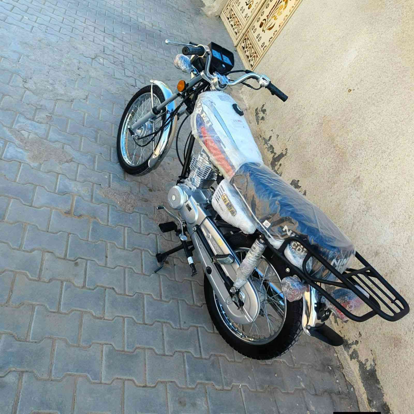 السلام عليكم دراجه نامه متياز باب اول جديده موديل 2025 أوراق كامله ما عايزه برغي واحد  السعر 500 وبيه مجال رقمي *********** عنوان بابل سياحي
