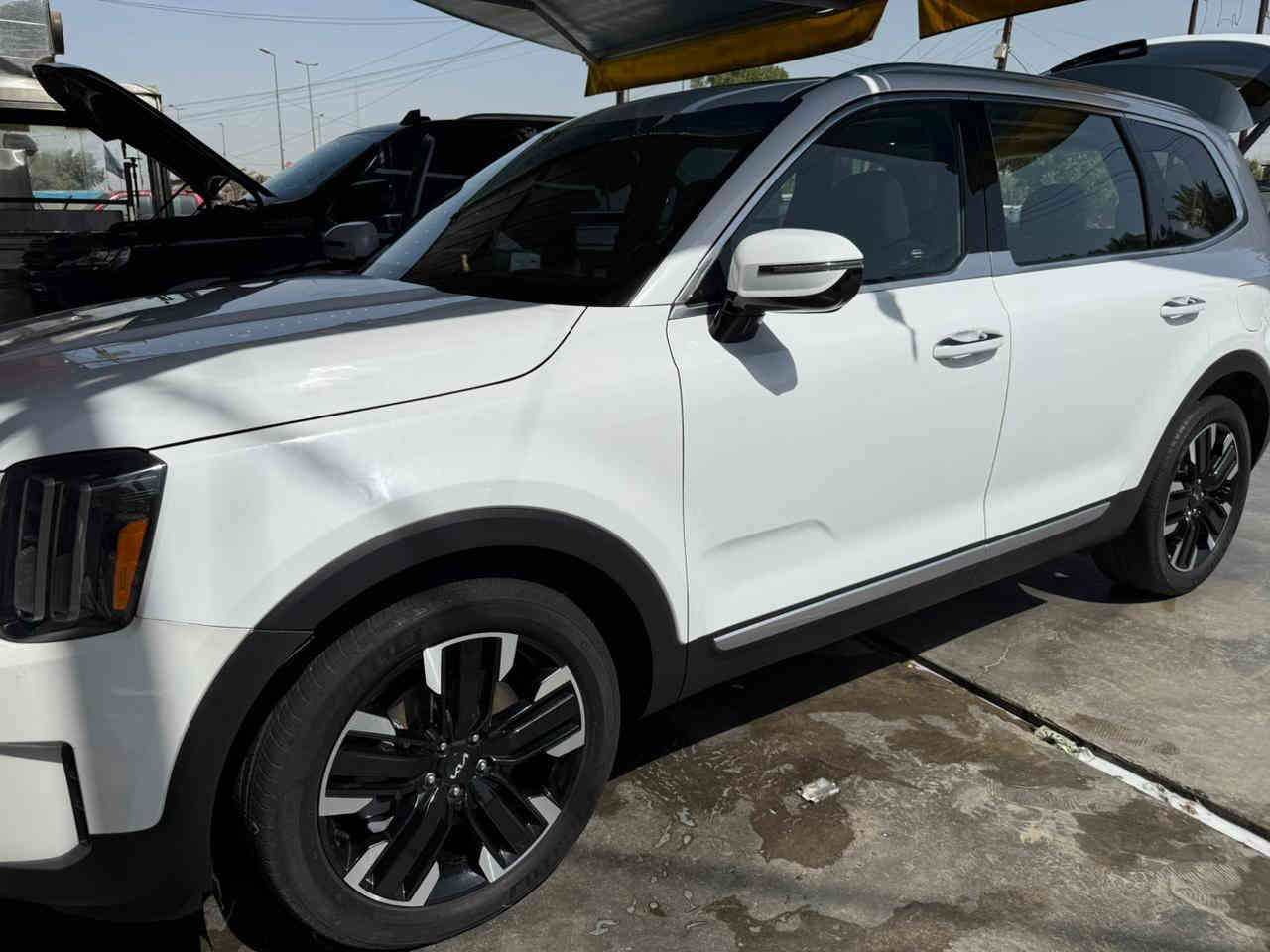 تلي رايد موديل 2023 ابيض  
حادثه موضح بل تصوير كلش بسيط وبدون تبديل ولا قطعة فقط صبغ ربع البنيد السيارة فول مواصفات 5️⃣ كامرات داتا شو يعني كلشي بيها 
السعر 320
مكانها في بغداد 
***********
