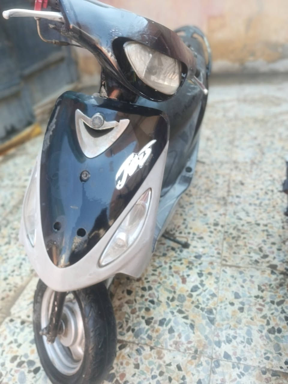 سلام عليكم ماكس للبيع كوم حديد ب175 رقم ***********
