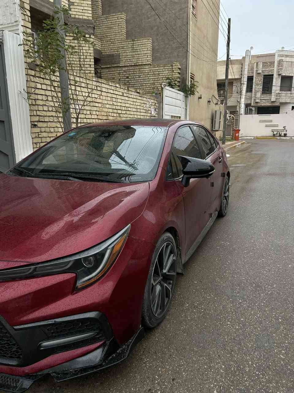 السلام عليكم كورلا ٢٠٢٢ السياره فول مواصفات فتحة بصمه اعلى فئة مكينه ٢٠٠٠ ماشيه ٨٠ تقريبا 
بدون أرباك حادثها خلفي موثوق مع الصور سعر ١٣٥ ومجال كلش قليل ***********
