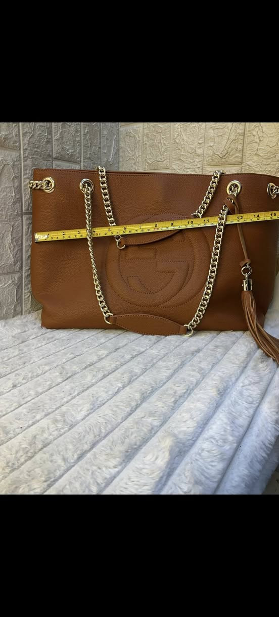 أول تم 50 وبالعافيه غوتشي تجنن حجم كبير 
الجلد يجنن


**إذا كنت صاحب هذا الإعلان وتريد حذفه لأي سبب، رجاءا أرسل رسالة إلى الدعم الفني**